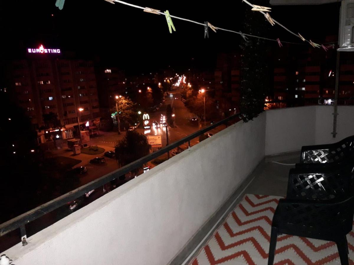 Hellen'S Ultracentral Apartament Buzău Eksteriør billede